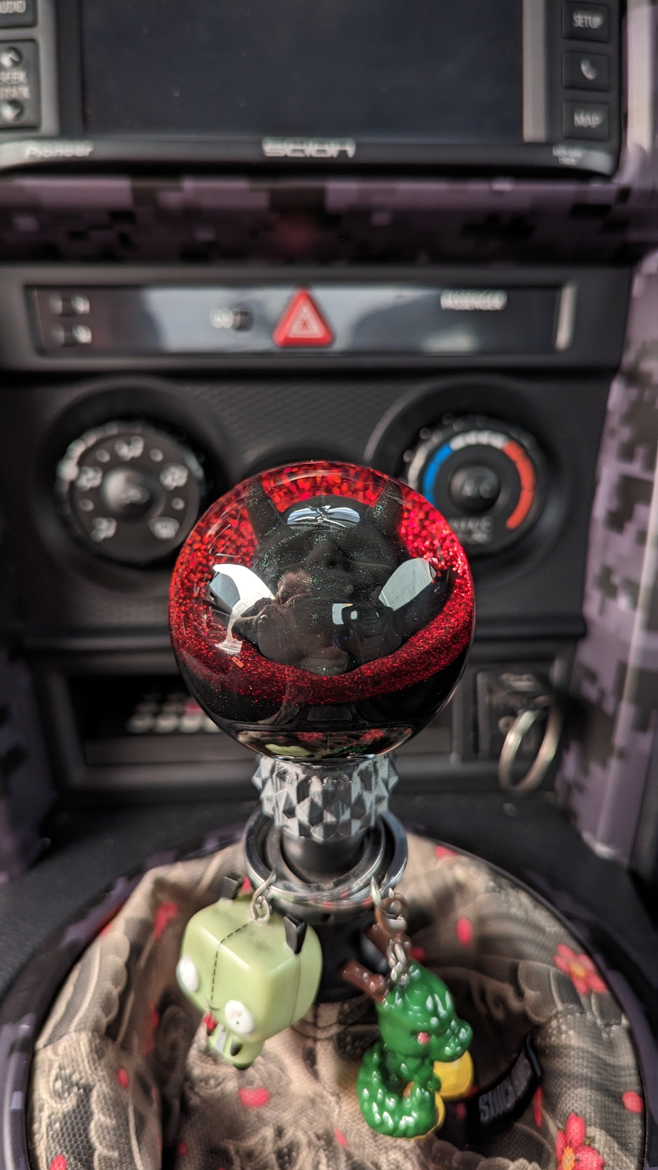 Oni Demon Red/Black 2.5" Sphere