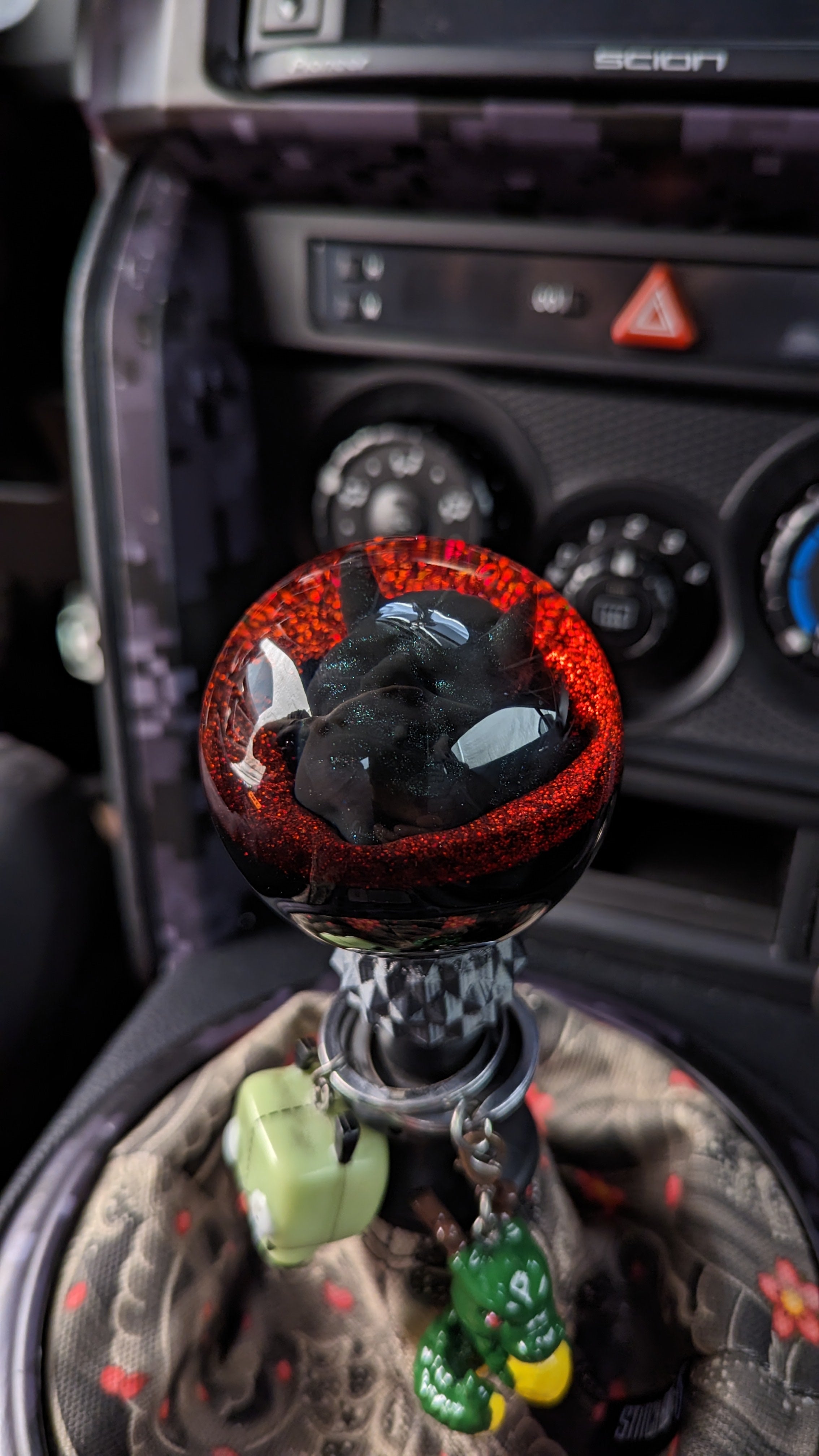 Oni Demon Red/Black 2.5" Sphere