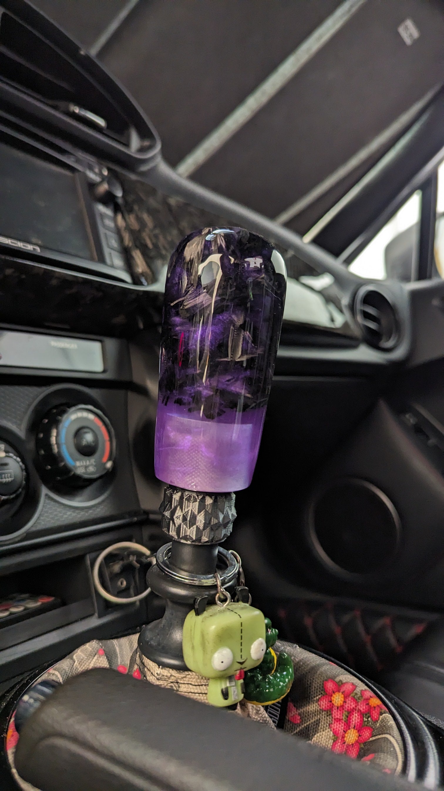 Forged Carbon/Purple Pearl 4" Dome Cylinder