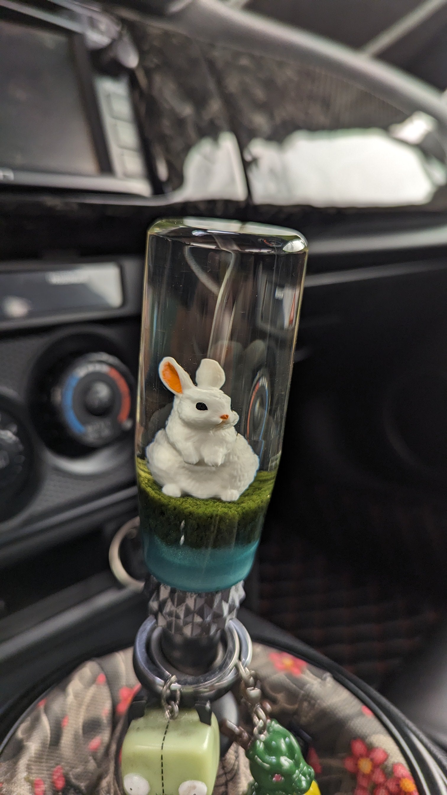 4" Tapered Cylinder Forest Rabbit