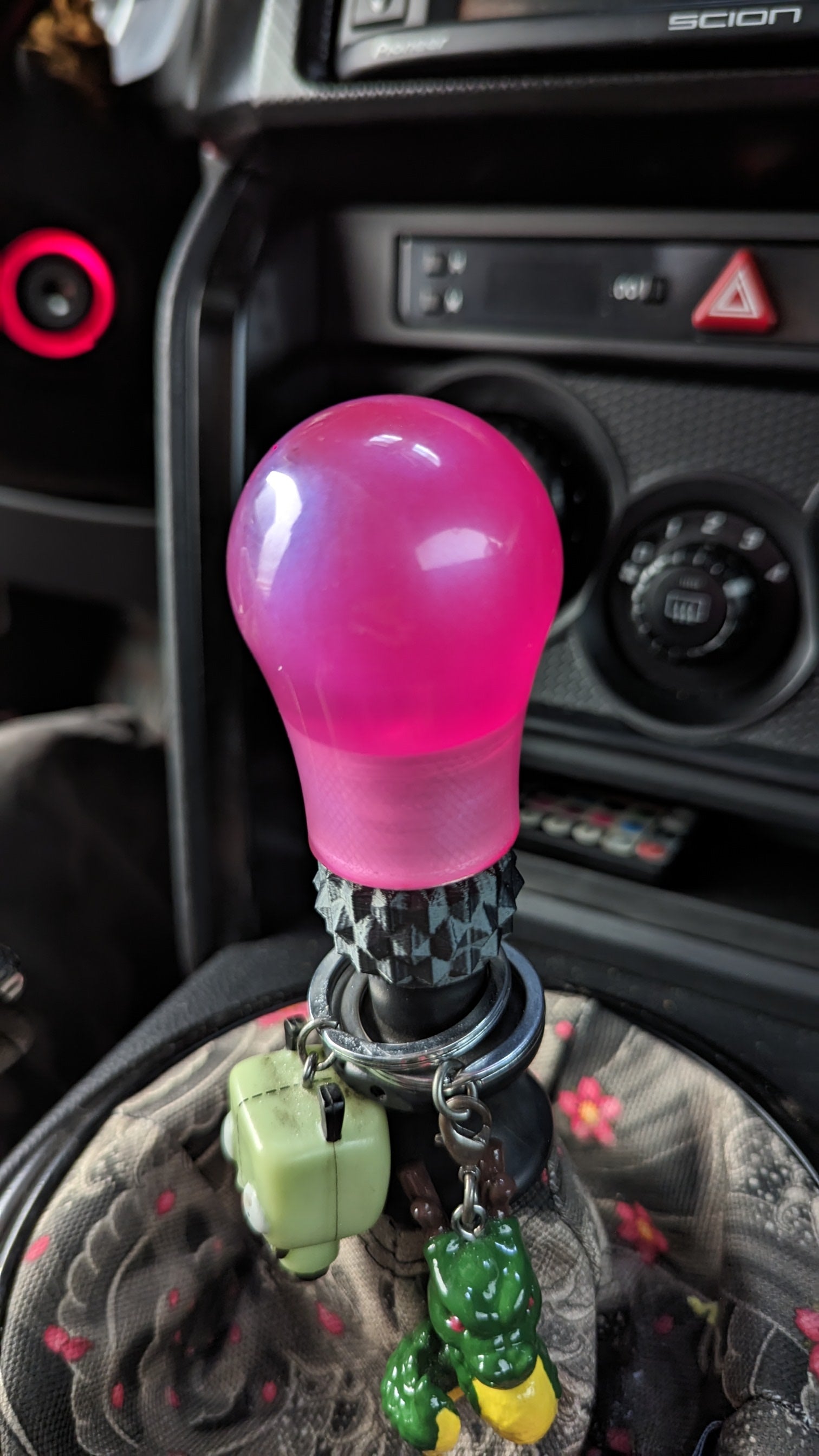 Blue/Pink Hypershift 2" Lightbulb