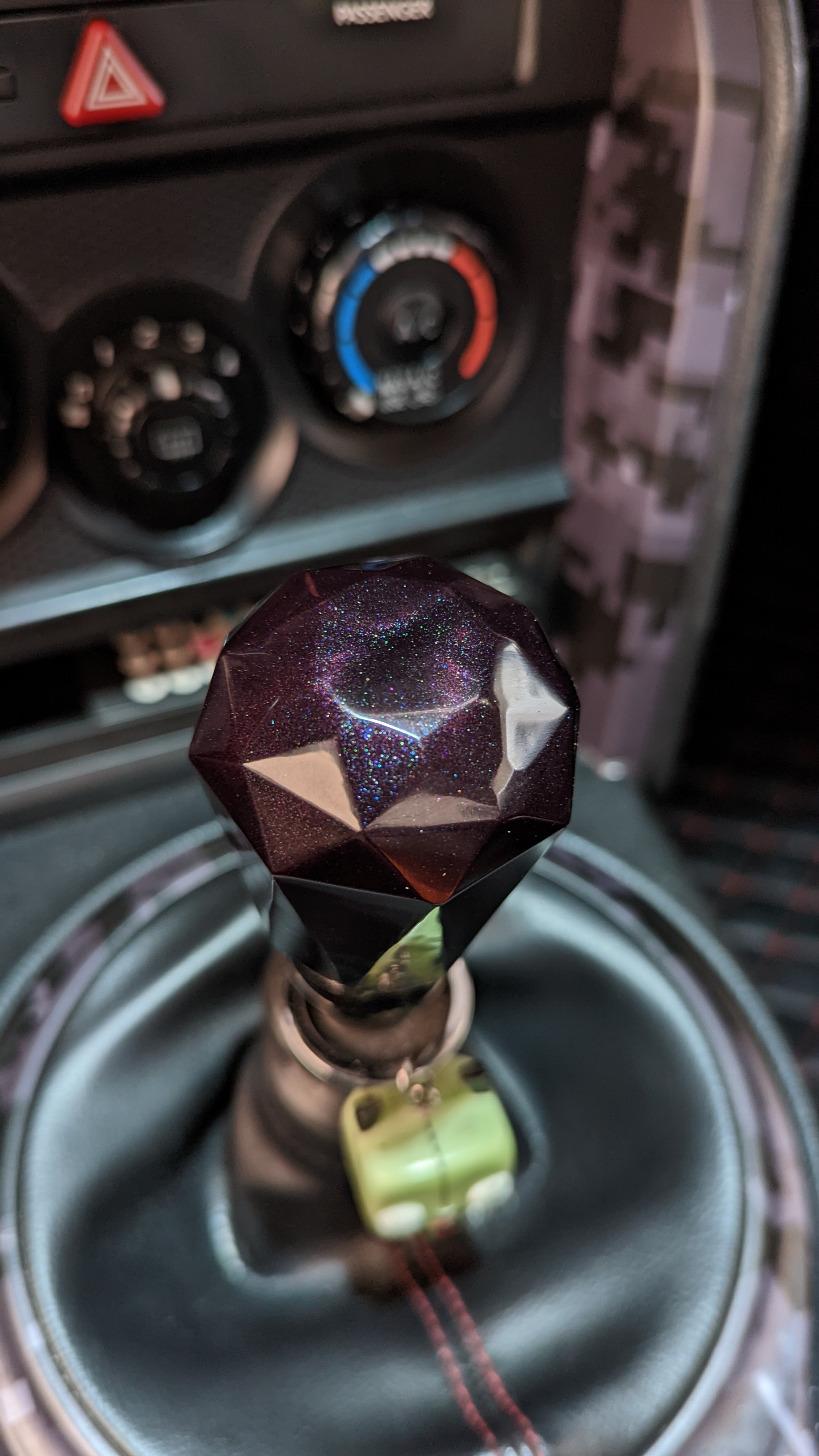 Maroon Metallic/Black 2" Diamond